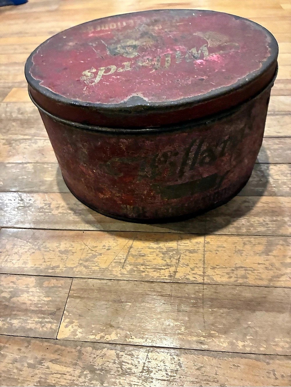 Willards Vintage Red & Brown Decorative Storage Container